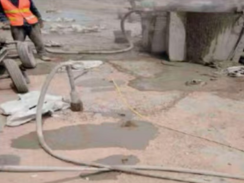 龙湾镇水泥混凝土路面板底注浆技术 路面脱空注浆整治方案